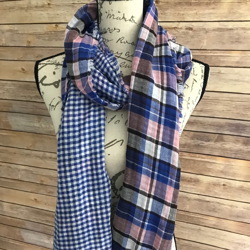 Summer scarf - completely reversible and adorable!